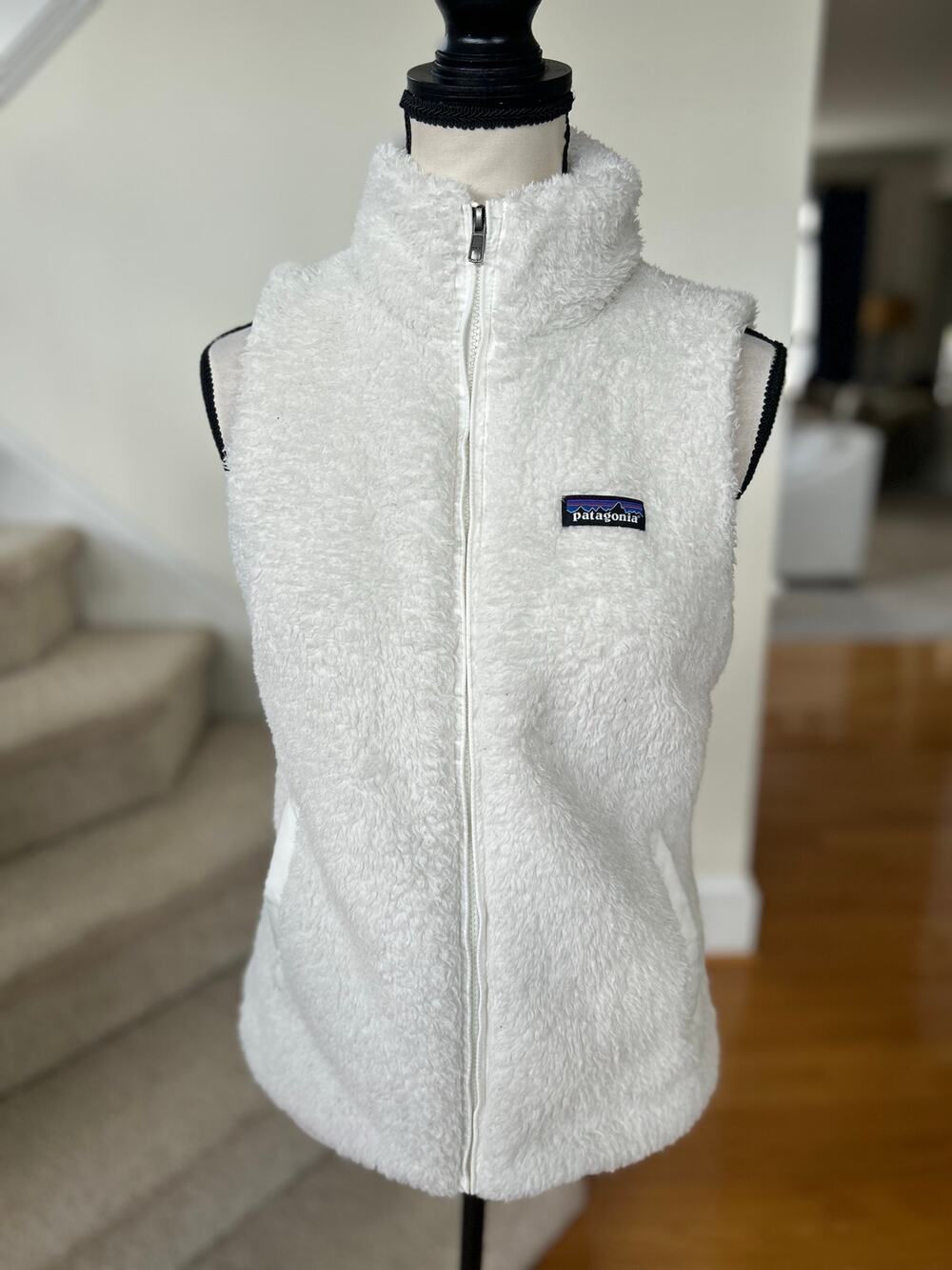 Patagonia Los Gatos White Fuzzy Fleece Zip Up Vest